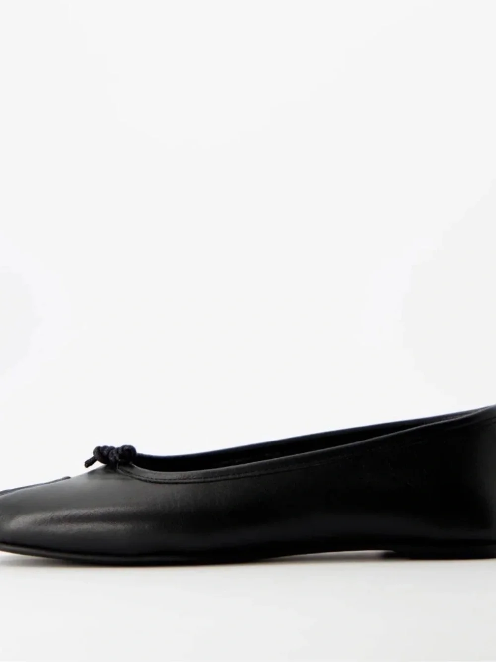 New - Maison Nakamoto - Black Tabi Flats (Size 38)